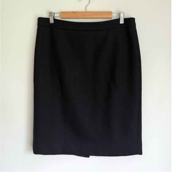 J. Crew • No 2 Pencil Skirt in Italian Wool Black - Picture 2 of 6